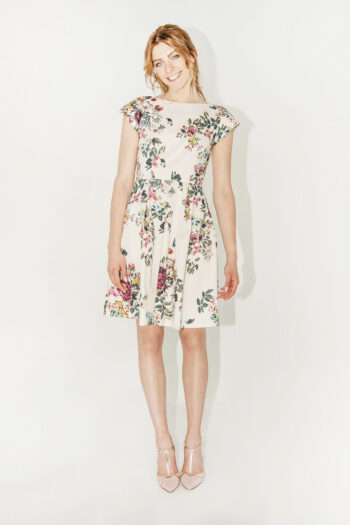 ecru dress with flowers full 1 &bull; Sassa Björg
