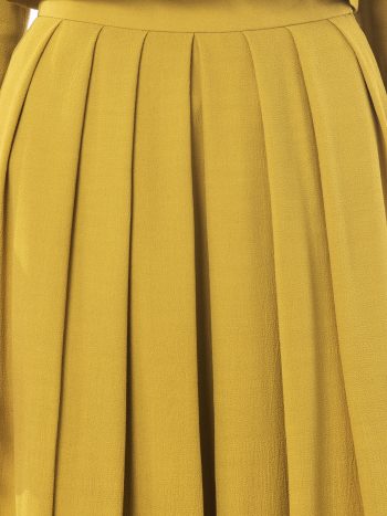 Mustard pleated skirt detail • Sassa Björg