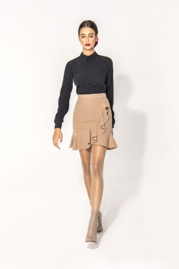beige mini skirt with ruffle fулл • Sassa Björg
