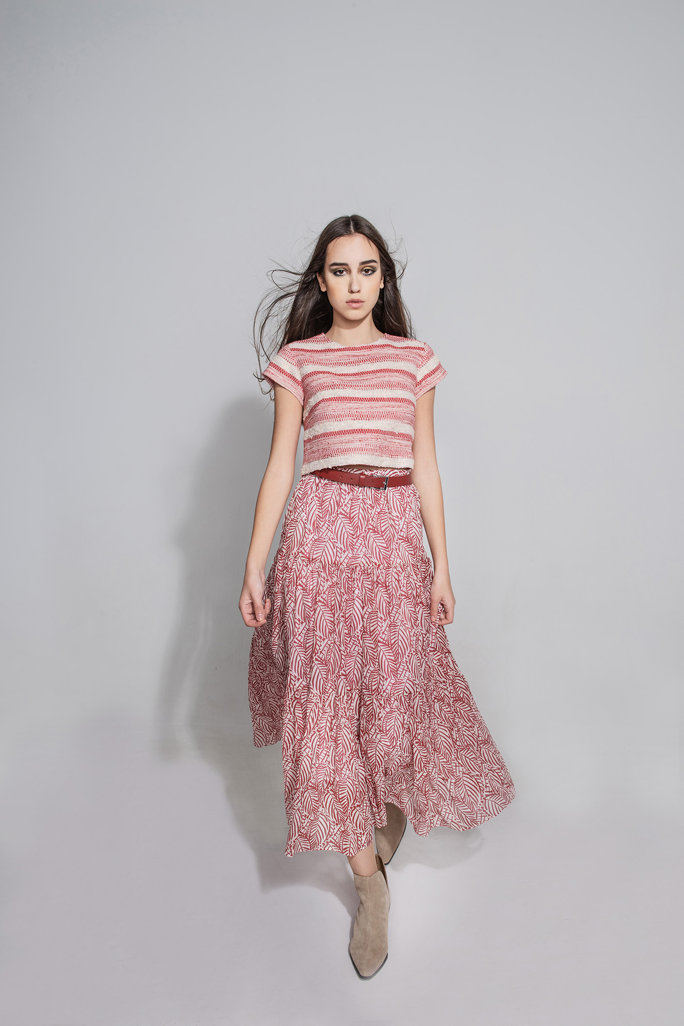 crop top Jacquard red and ecru walking • Sassa Björg