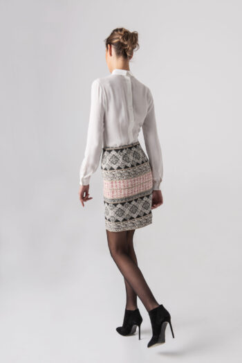 Straight mini skirt with etno motif walking • Sassa Björg