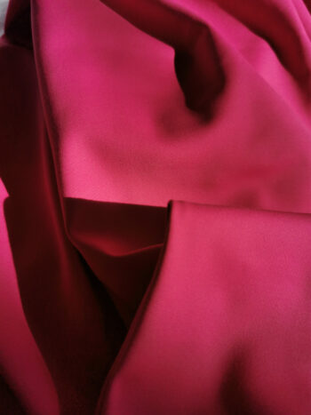 Tapered leg pants fuchsia fabric • Sassa Björg