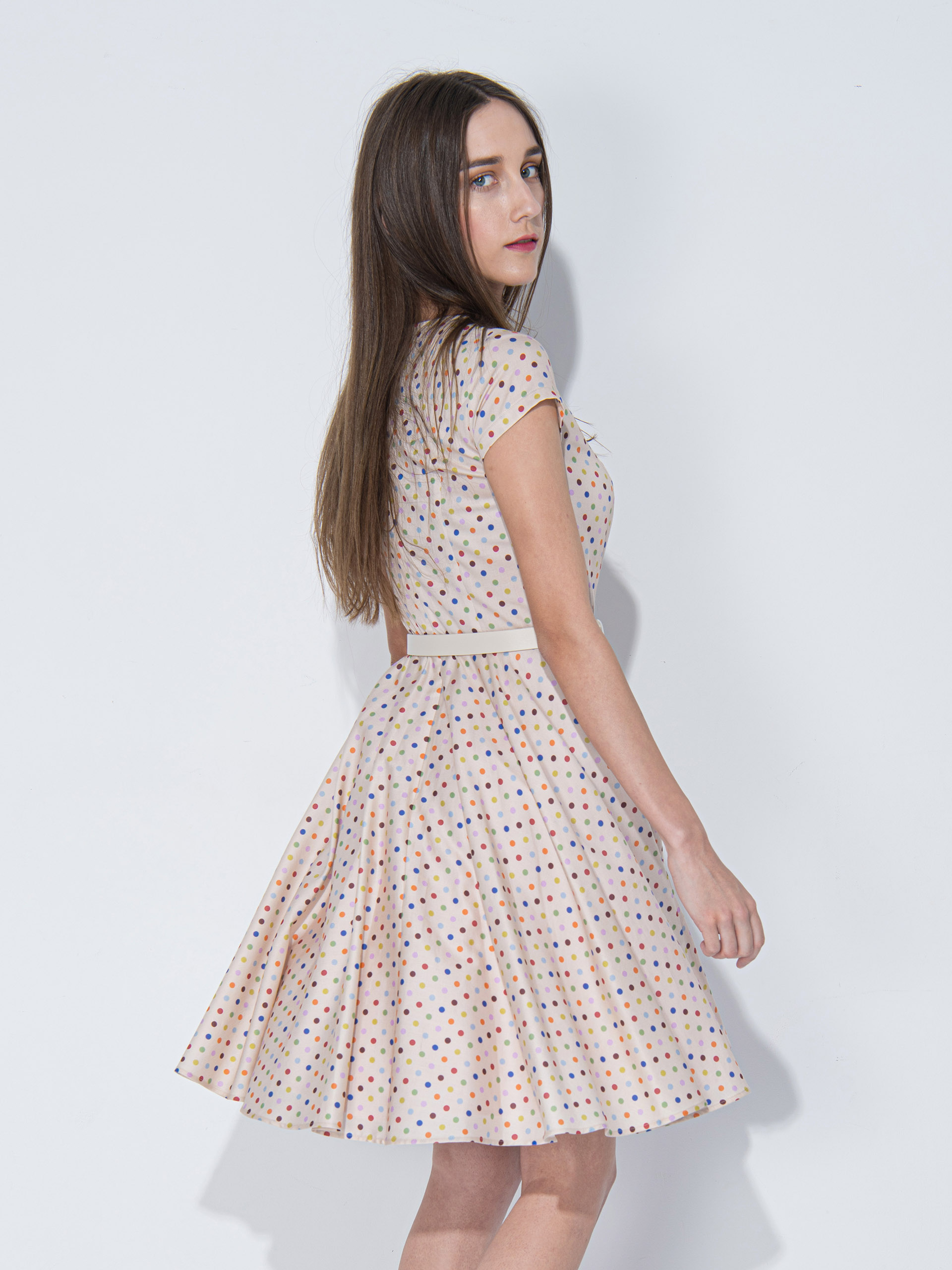 beige dress with playful polka dots side • Sassa Björg