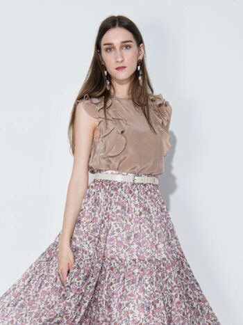 ethereal blouse w ruffles front skirt spead out &bull; Sassa Björg