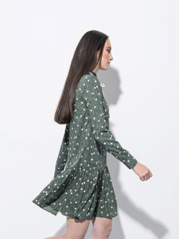 Playful green wavy pattern dress side • Sassa Björg