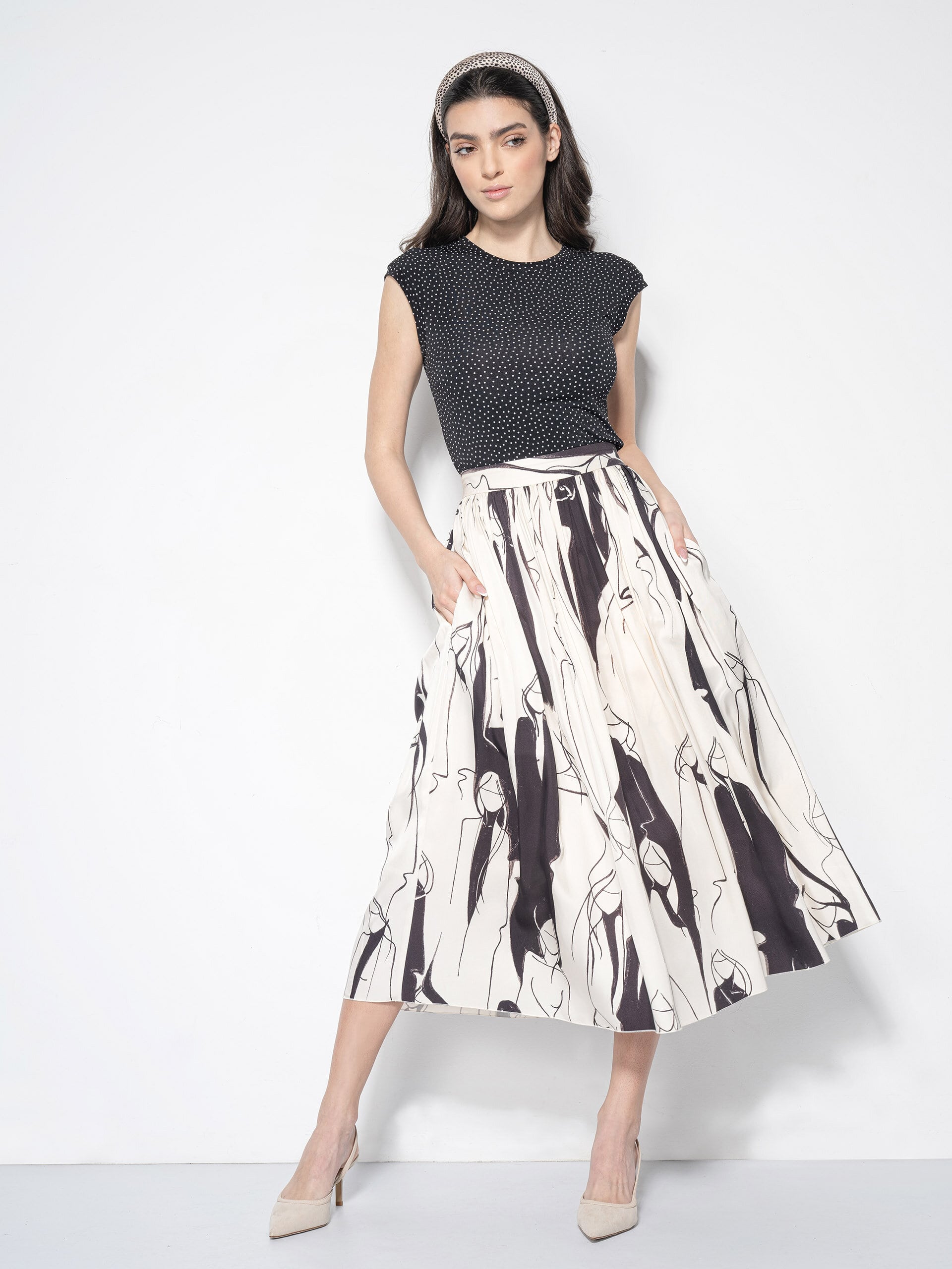 midi skirt fashion sketch pattern swinging • Sassa Björg