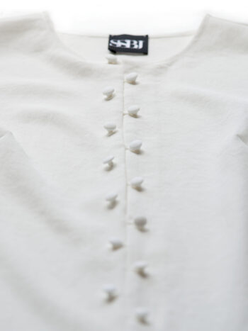 endless buttons dress closeup &bull; Sassa Björg