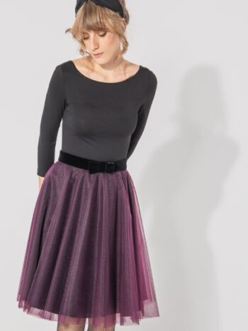 tulle skirt with a bow on the belt in merlot crop • Sassa Björg