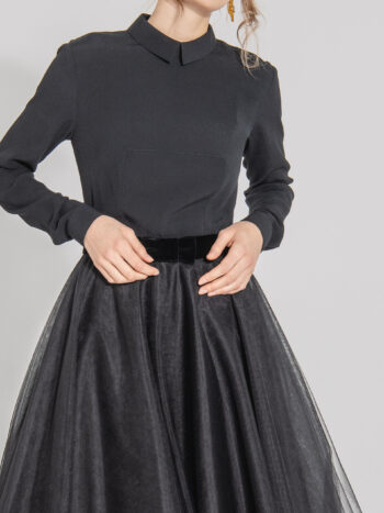 tulle skirt with a bow on the belt in black cropped • Sassa Björg