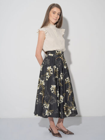 cloche skirt freesia flowers featured • Sassa Björg