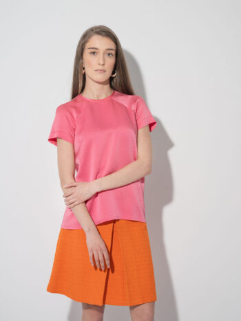 salmon pink textured blouse untucked &bull; Sassa Björg