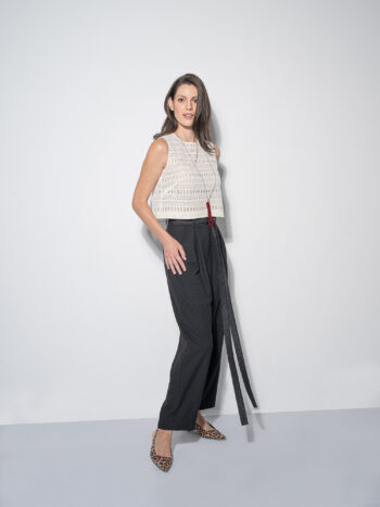 ivory lace crop top sleeveless side • Sassa Björg