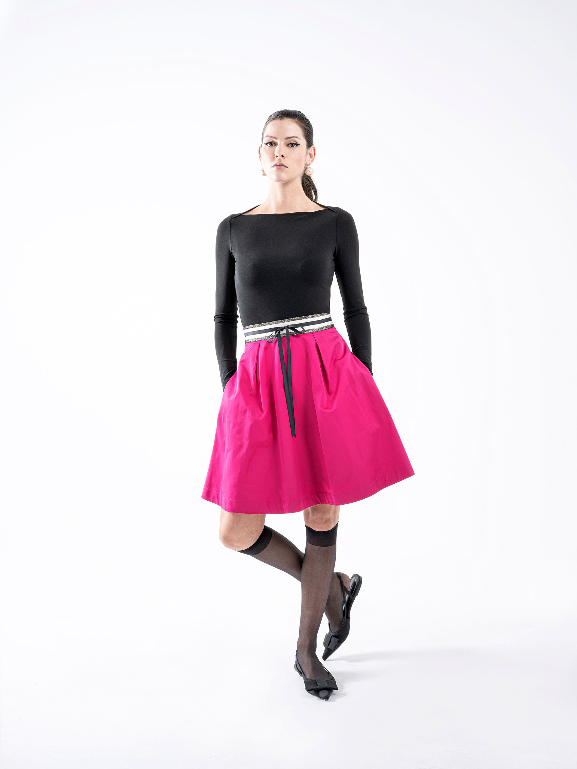 bell shaped magenta skirt featured • Sassa Björg