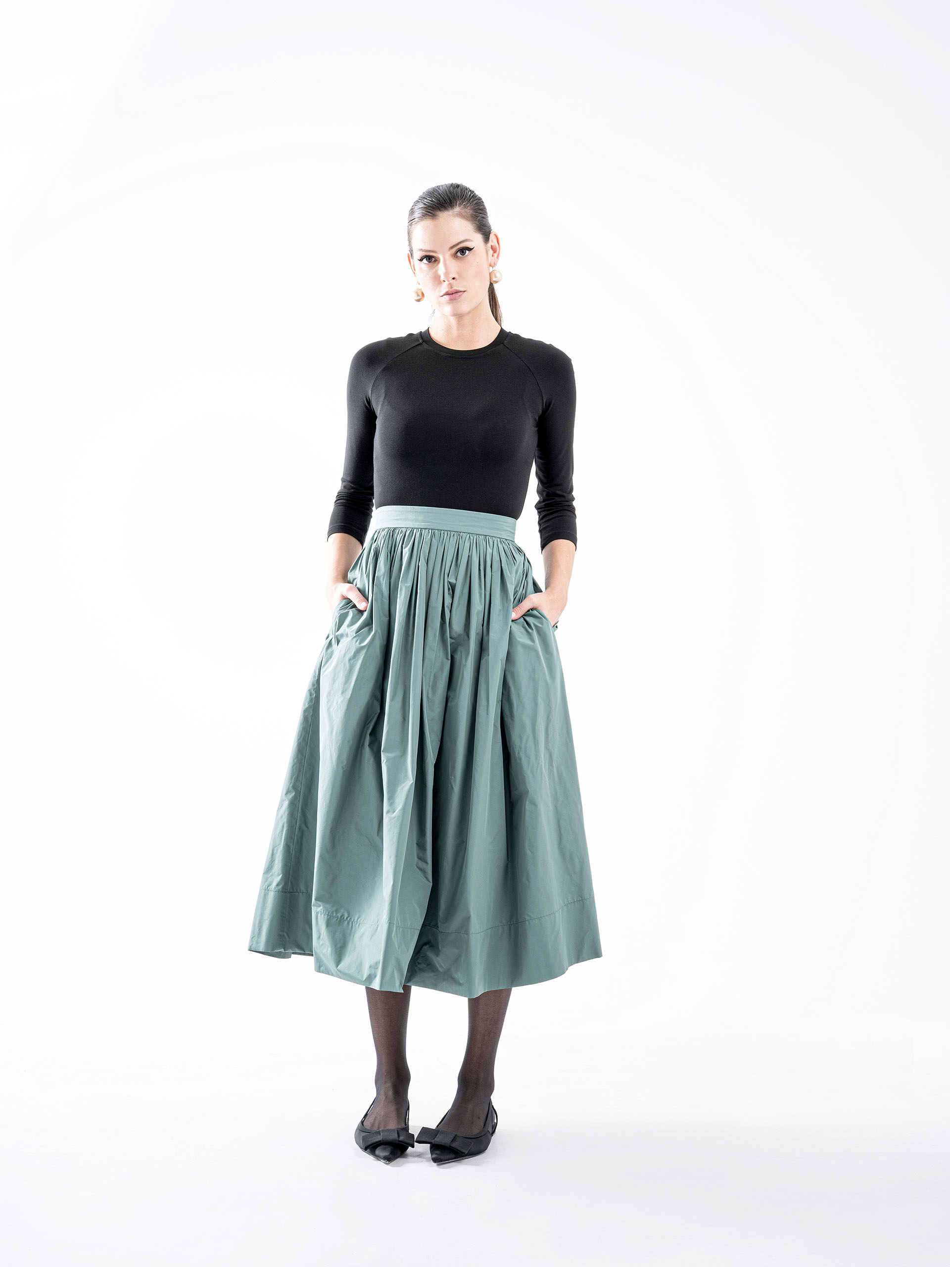 signature taffeta skirt teal featured • Sassa Björg