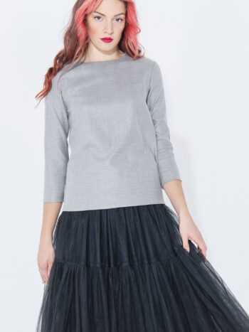gray minimal blouse with zipper &bull; Sassa Björg