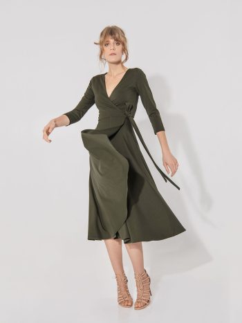 Olive green hug me dress flared 2 • Sassa Björg